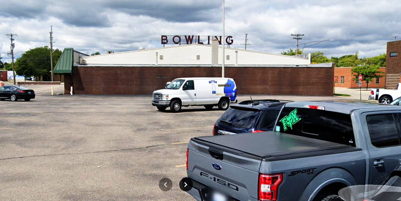 Roosevelt Lanes Recreation - Web Listing Photo (newer photo)